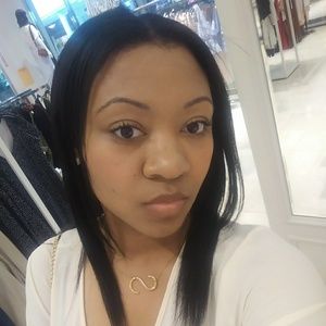 Meet your Posher, Shalena